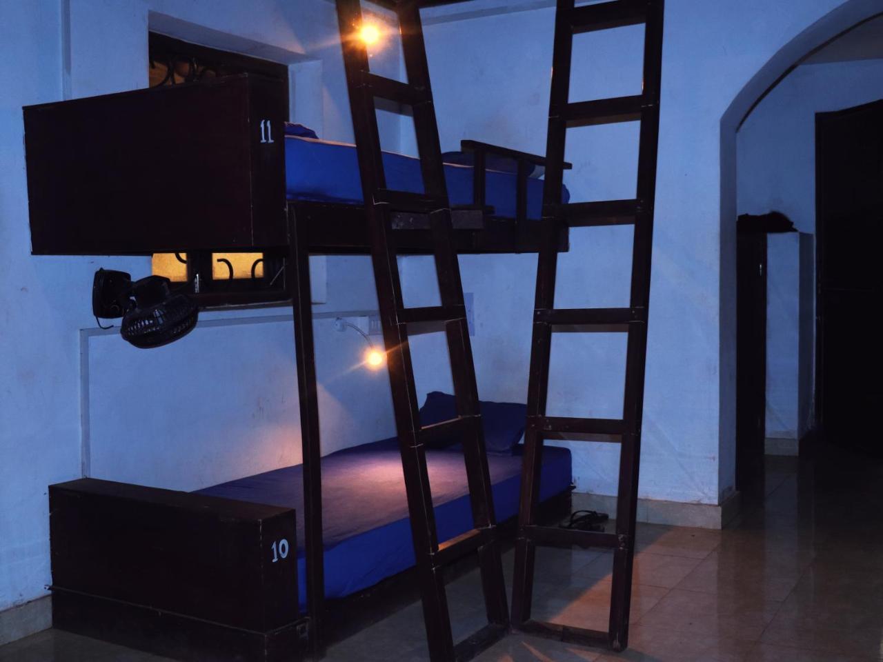 That Crazy Hostel Anjuna Exterior photo